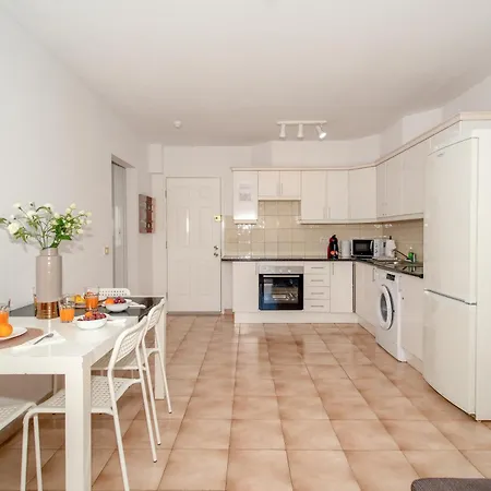 Apartamento Patricie With Heated Pool Los Cristianos (Tenerife)