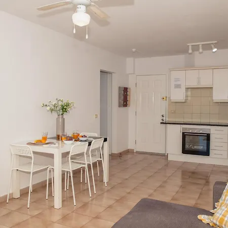 Patricie With Heated Pool Apartamento